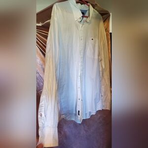 Tommy Hilfiger Mens White Dress Shirt.